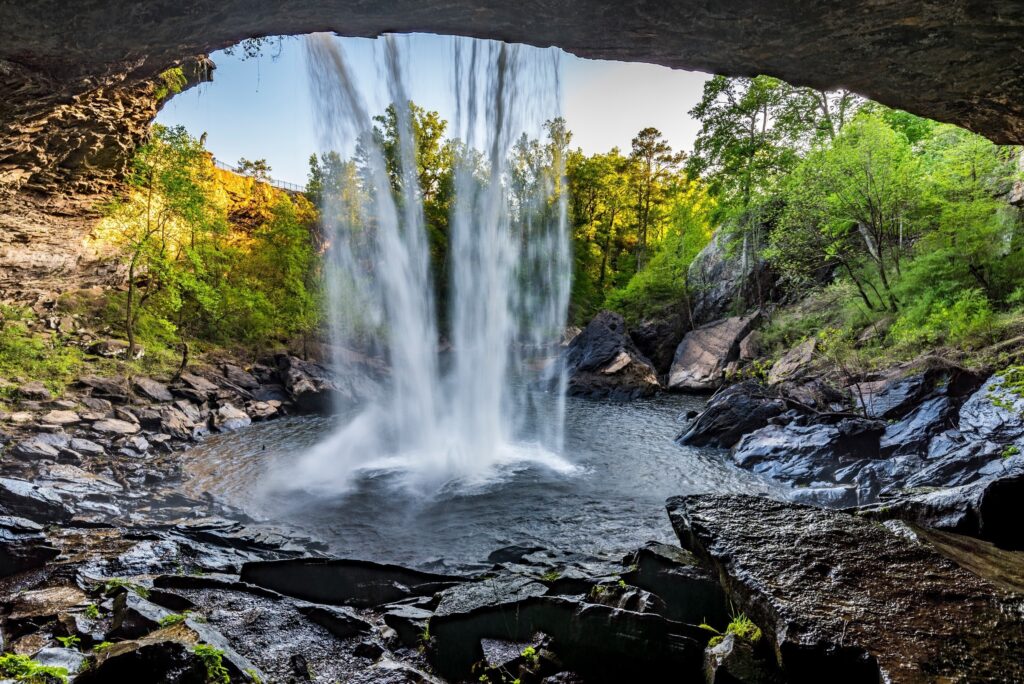 Noccalula Falls Park